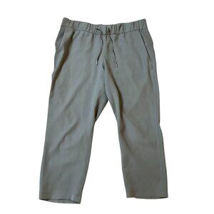 Lululemon Women On the Fly Crop Athleisure Jogger Pants Grey 10 Drawstring